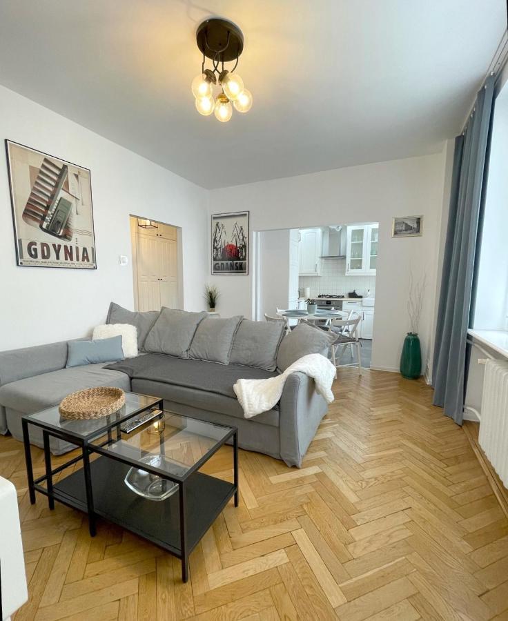 08 Gdynia Centrum - Apartament Mieszkanie Dla 6 Os المظهر الخارجي الصورة
